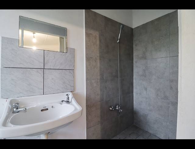 1 BEDROOM DETACHED TO LET IN CLAYFIELD